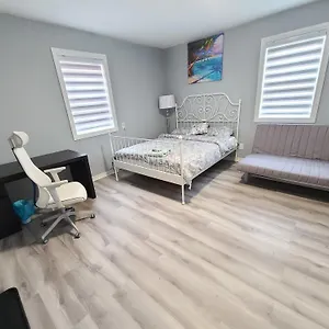 Downtown Spacious Ottawa